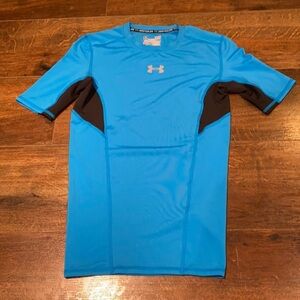 Under armor boys compression shirt heat gear small